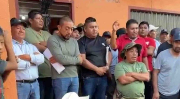 Encarcelan vecinos al alcalde de Alcozauca y a seis colaboradores por una denuncia de robo