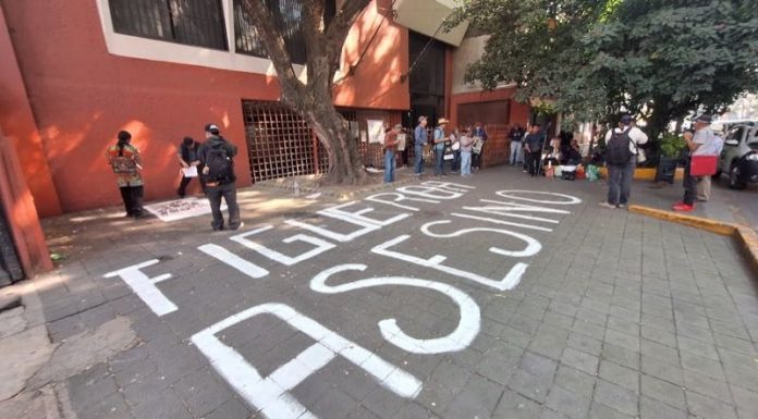Piden al Congreso que exhorte al Ejecutivo a una disculpa pública por el homenaje a Figueroa