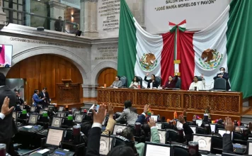 Edomex evitará que policías usen colores partidistas en uniformes y patrullas
